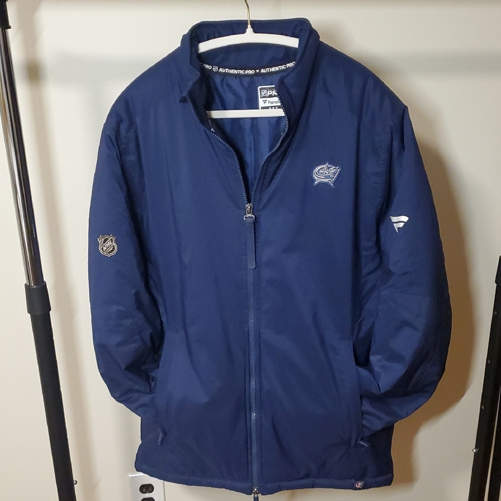 Fanatics NHL Columbus Blue Jackets Navy Full-Zip Puffer Jacket, Size M